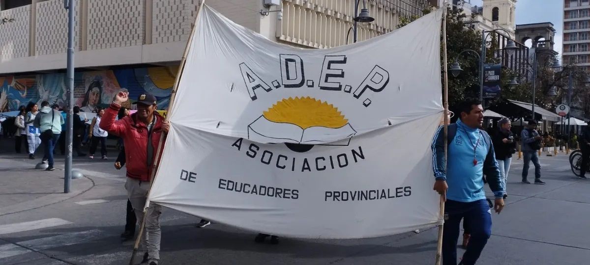 Se retoman las paritarias con docentes Aumentos no tuvimos solo pérdidas