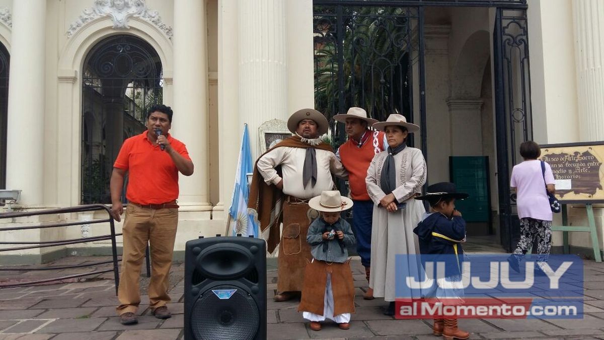 Marcha Evocativa Patri Tica Gauchos Partieron Hacia Humahuaca