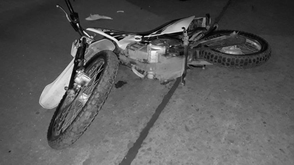 Motociclista Perdi La Vida Al Chocar Contra Un Cami N