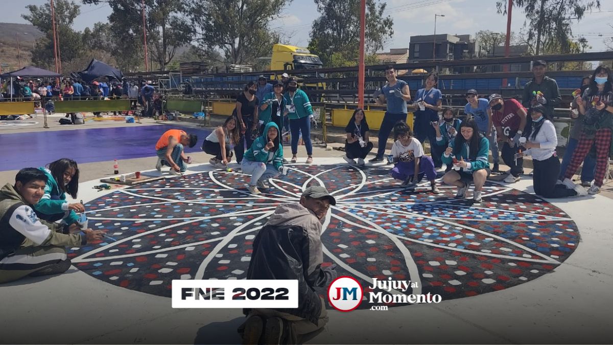 Se llevó a cabo la tradicional pintada estudiantil