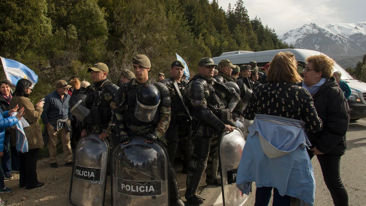 Inminente Operativo De Las Fuerzas Federales Para Desalojar A Grupos