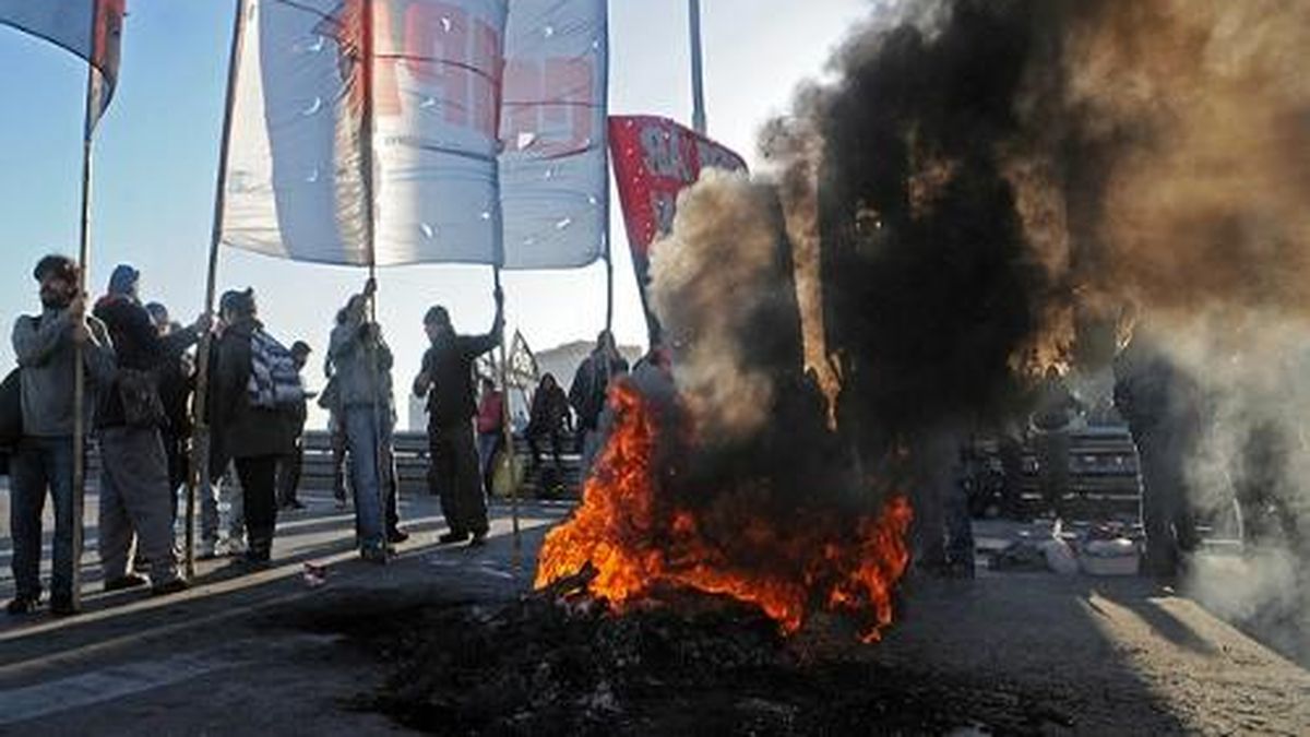 Marcha en Puente Pueyrredón a diez años de los asesinatos de Kosteki y