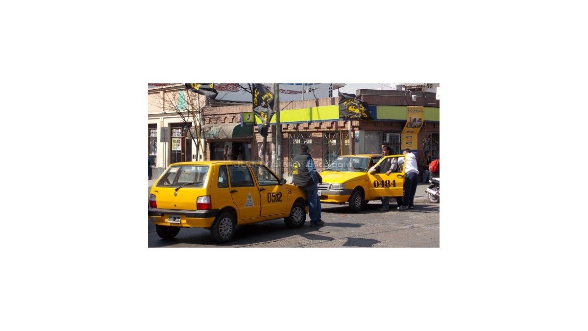 Choferes De Taxis Reclaman Por Aumento Del Alquiler De Los