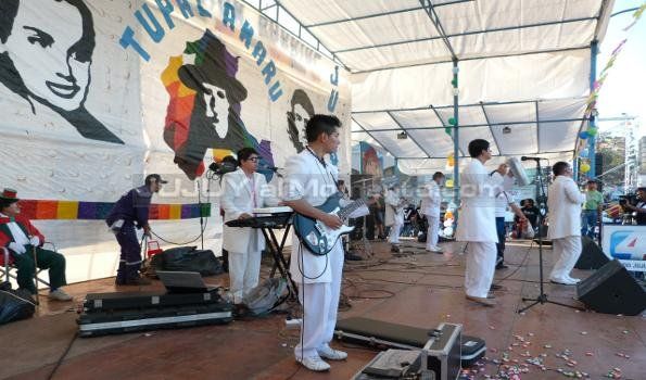 Miles de niños disfrutaron del megafestival de la Tupac Amaru