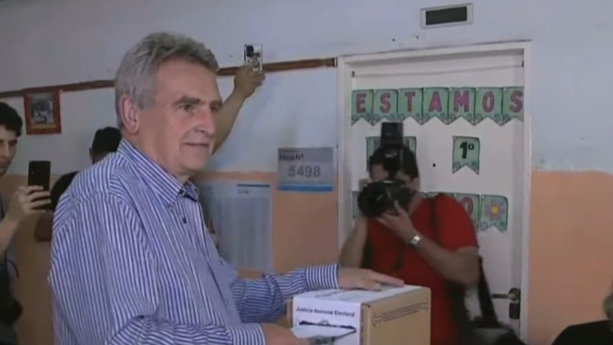Votó Agustín Rossi: “Venimos confiados”