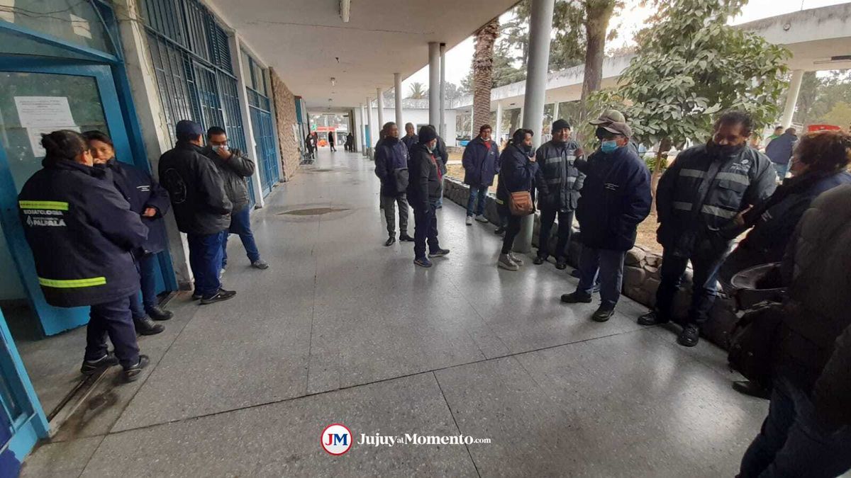 Crece la tensión en Palpalá con los empleados municipales