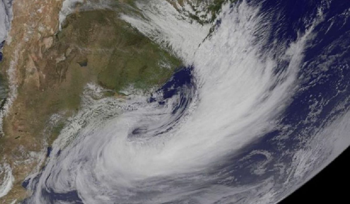 Alerta por ciclón en Buenos Aires, las ráfagas superarán los 80 km/h