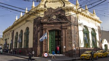 Jueves sin bancos en todo el país: los empleados celebran su día