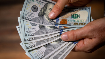 El dólar oficial subió tras dos caídas consecutivas y quedó al borde de perforar los $1.400