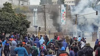 Apuntan a la cadena de mando en la causa por la represión de 2023