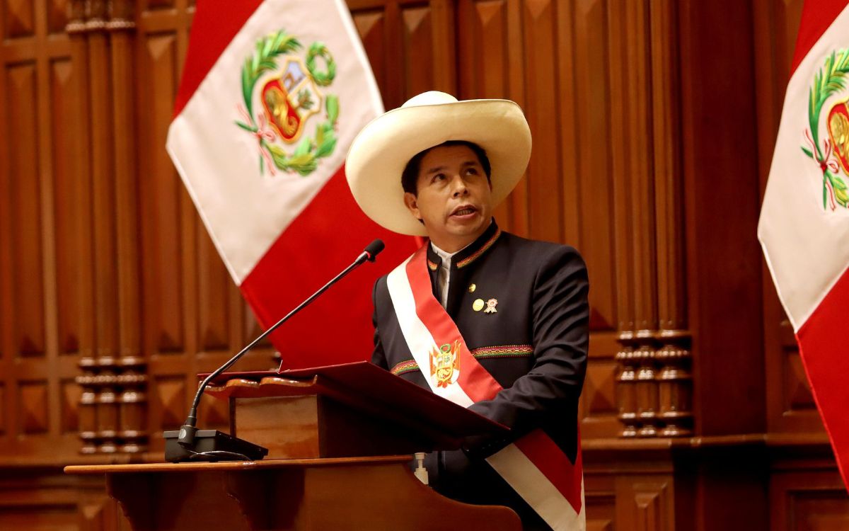 Tensión en Perú: Castillo fue destituido tras intentar disolver el Congreso