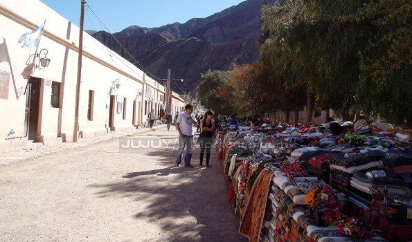 Pocas ganancias para los vendedores de artesanías de La Quebrada