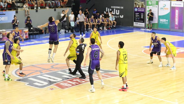 El Carmen Básquet sigue invicto y afronta un nuevo desafío en Salta