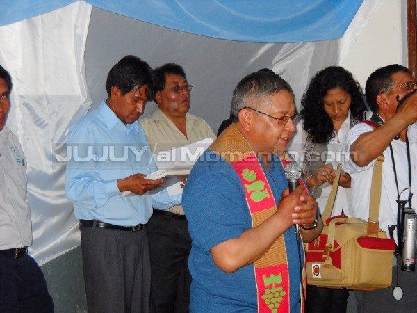 Emotivo homenaje a Avelino Bazán en AOMA