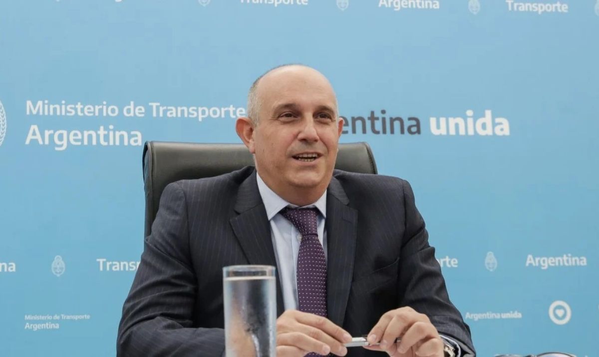 El ministro de Transporte, Alexis Guerrera, dejará su cargo