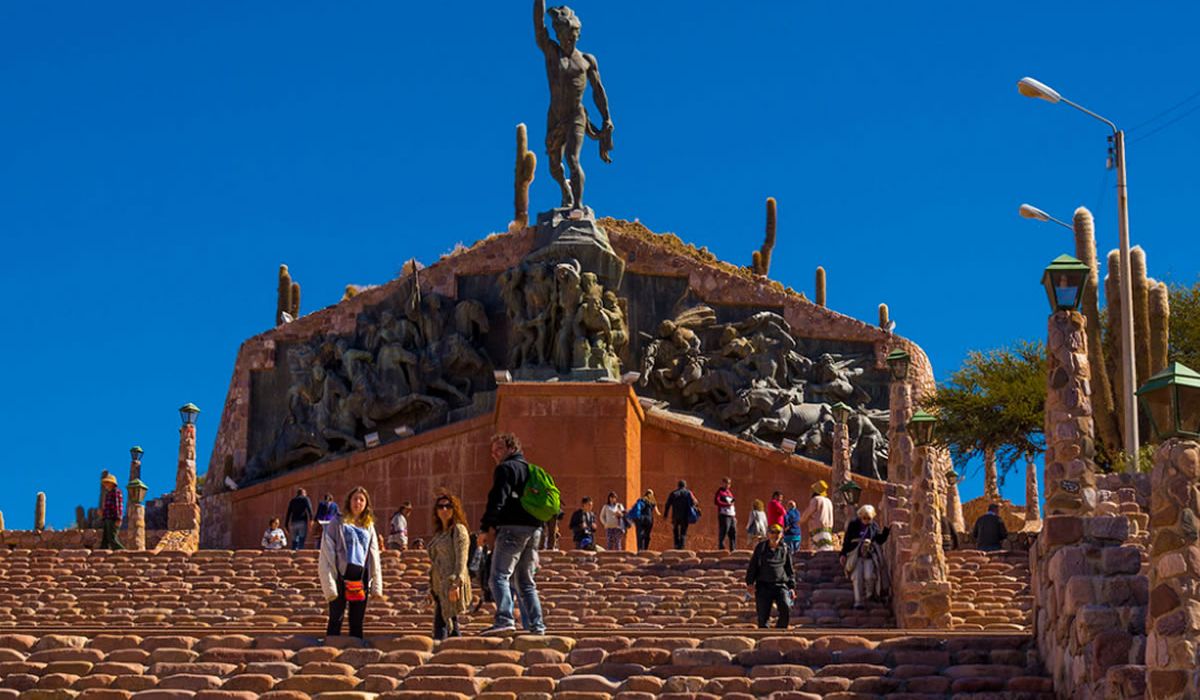 Poca presencia de turistas en Humahuaca por el desentierro del carnaval