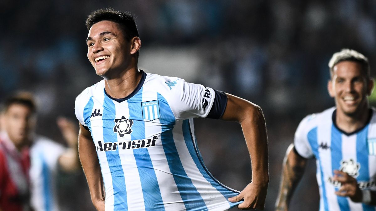 Joia do Racing, Carlos Alcaraz está próximo de clube da Premier League -  Lance!