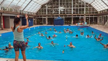 Lanzan programa de Aqua Fitness para adultos mayores en el Parque San Martín