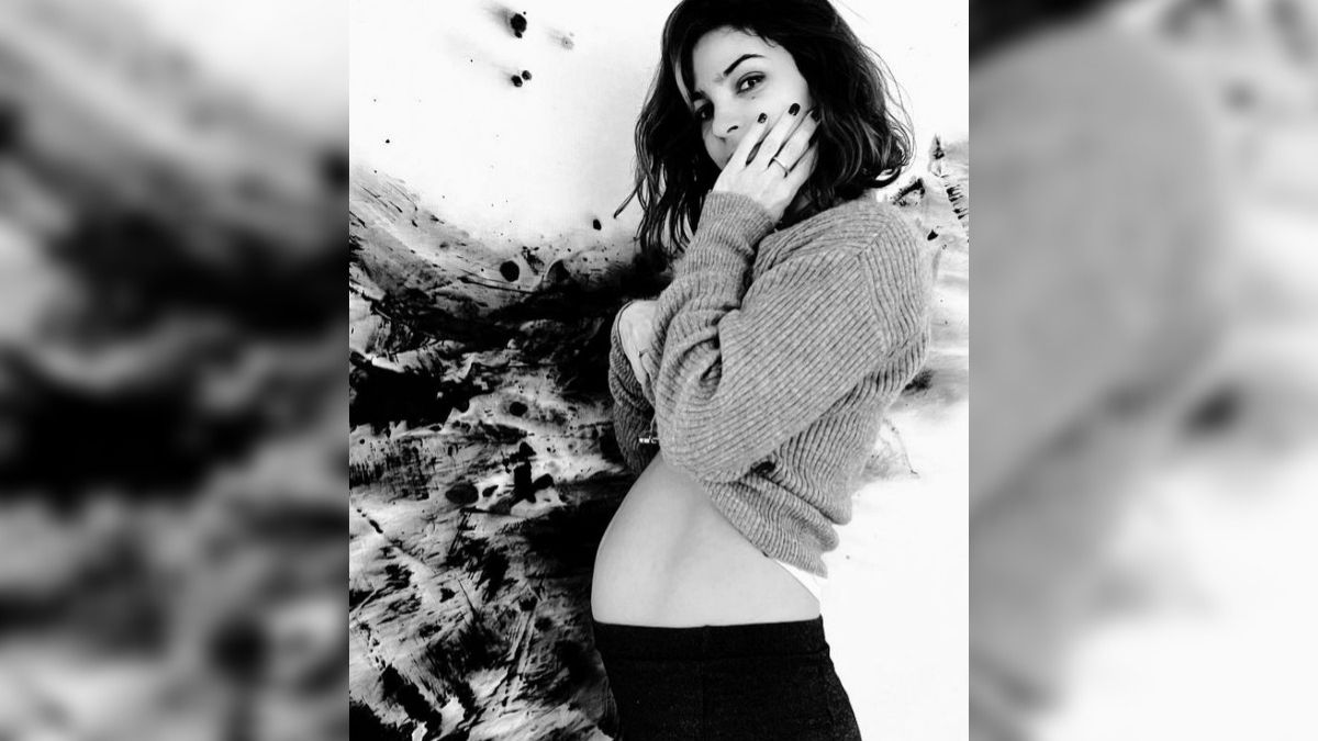 Agustina Cherri anunció que está embarazada mostrando su pancita