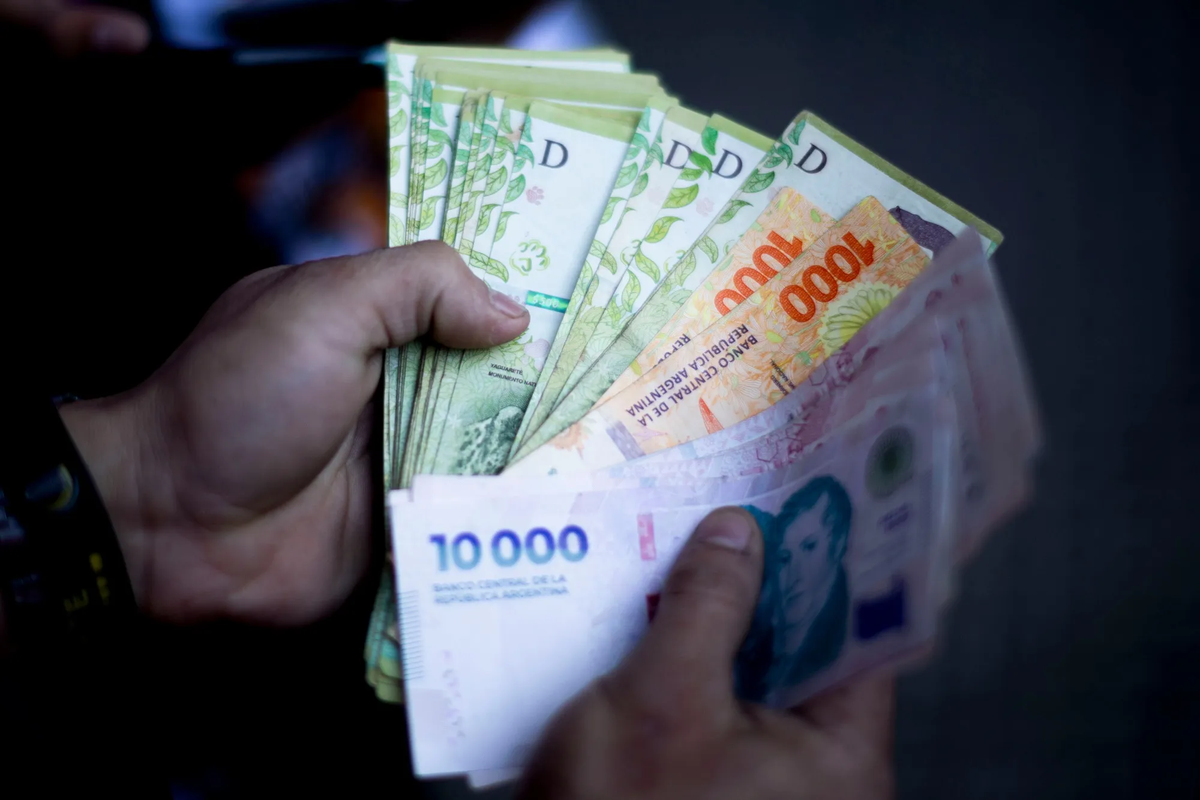 Jujeños piden que el bono de fin de año sea de 1 millón de pesos Jujeños piden que el bono de fin de año sea de 1 millón de pesos