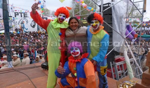 Miles de niños disfrutaron del megafestival de la Tupac Amaru