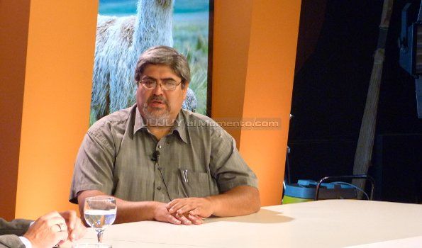 Fellner necesita 800 millones anuales para actualizar salarios de docentes primarios