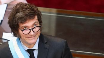 Javier Milei inaugura el período de sesiones ordinarias y juega al 