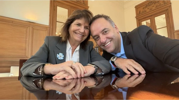 Patricia Bullrich presentó su declaración jurada y presiona a Manuel Adorni
