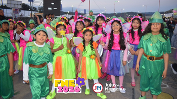 Con el Desfile 