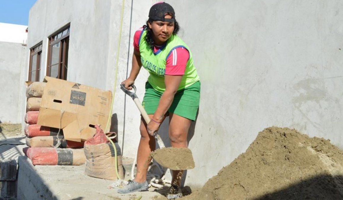 En Yuto impulsan la creación de una cooperativa de mujeres de la construcción
