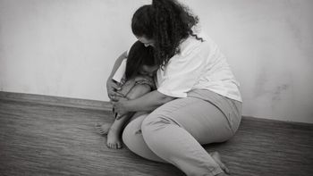 Demandan a un padre por abandono y buscan que la madre tenga control total sobre su hija