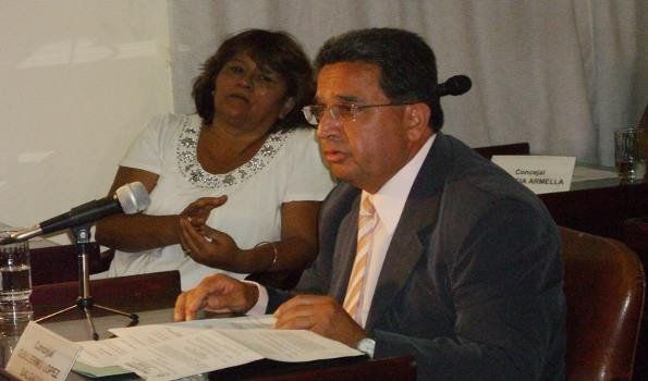López Salgado fundamentó su voto contra el aumento del boleto