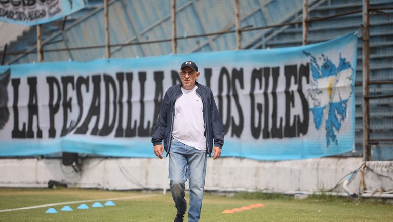 Walter Morales y la fábrica de los casi 70 millones: un negocio debajo de las tribunas
