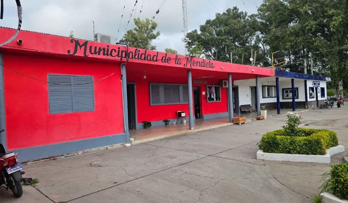 El intendente de La Mendieta reconoció que se demoraron en la rendición de cuentas