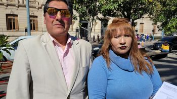 El reclamo por el Hospital de Abra Pampa llegó a Capital: junta de firmas y presentación