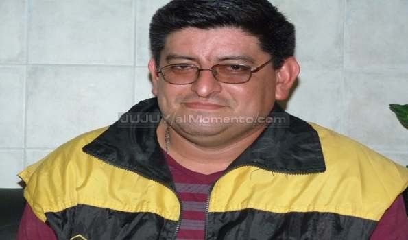 Capacitarán a taxistas para armar proyectos productivos