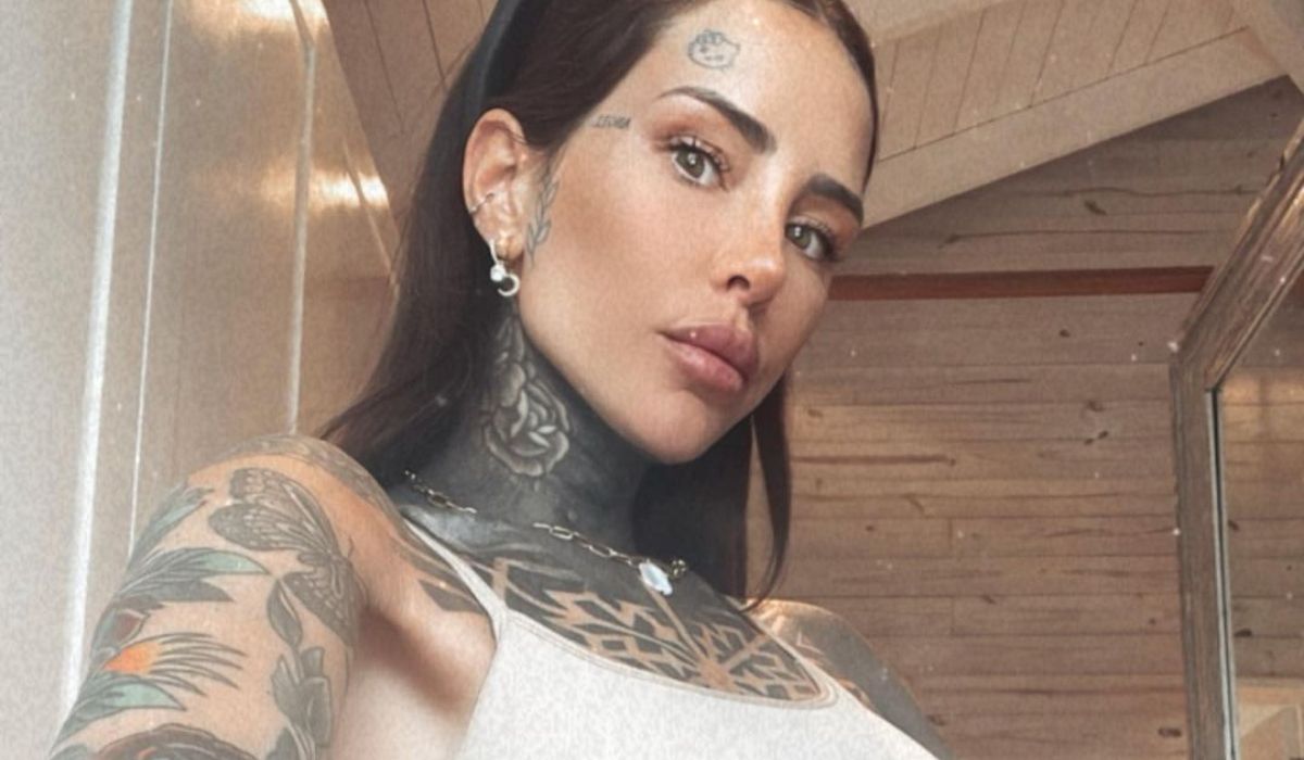 Candelaria Tinelli Posó En Microbikini Color Nude Desde Las Playas Esteñas 3896