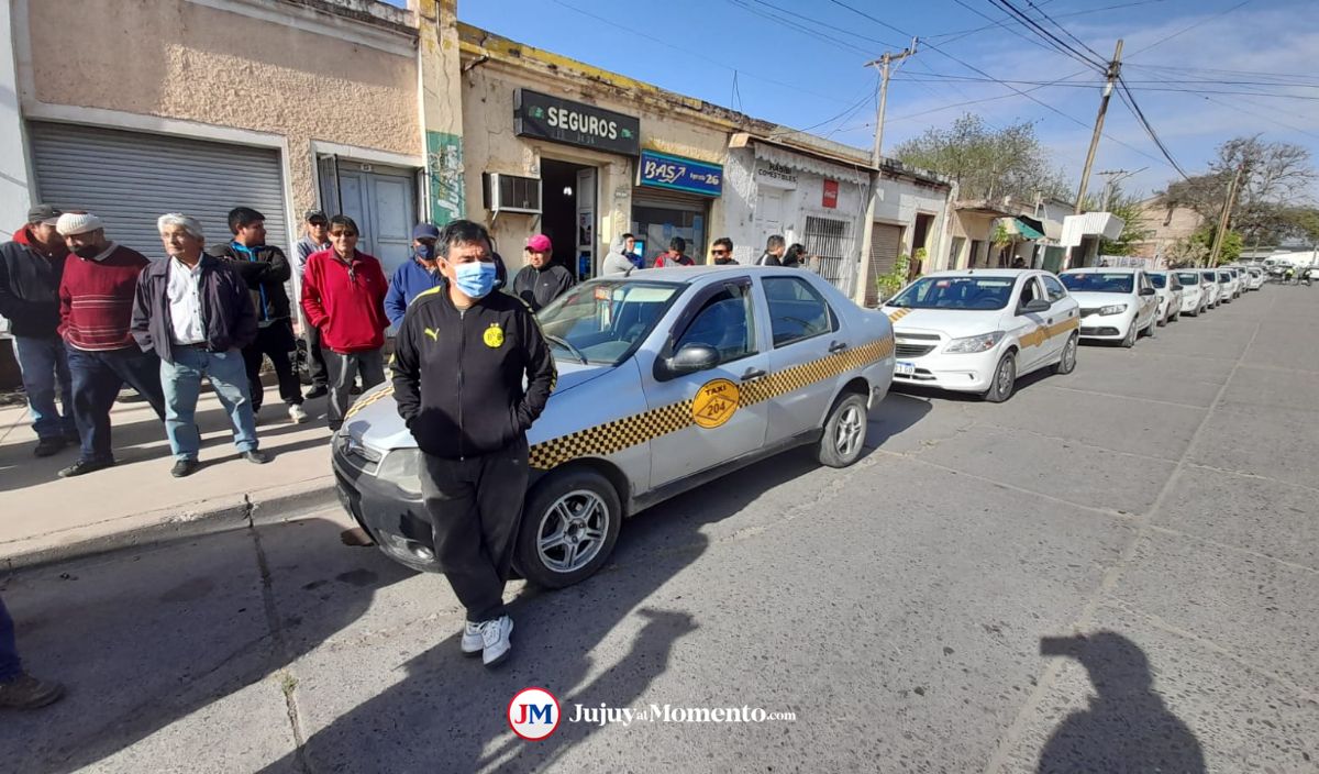 Taxistas se reunieron con concejales para solicitar un nuevo aumento en Palpalá