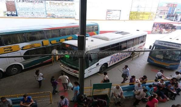 Poca actividad en la Terminal de ómnibus por Semana Santa