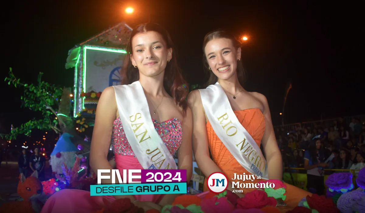 Las Representantes de todas las provincias presentes en el cuarto desfile