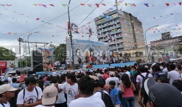Gran convocatoria en el Festival de los Reyes Magos de la Tupac Amaru