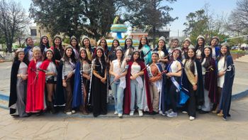 26 candidatas buscan representar a El Carmen en la Fiesta Nacional de los Estudiantes