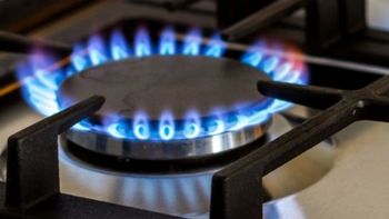 El Gobierno volvió a postergar la suba del gas para contener la inflación