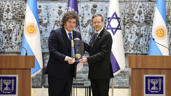 Javier Milei se reunió con el presidente de Israel y recibió una medalla de honor