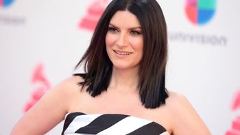 Laura Pausini sufrió una aparatosa caída en pleno show y preocupó al público