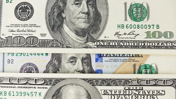 El dólar oficial cayó por primera vez en la semana, pero se sostuvo por encima del blue