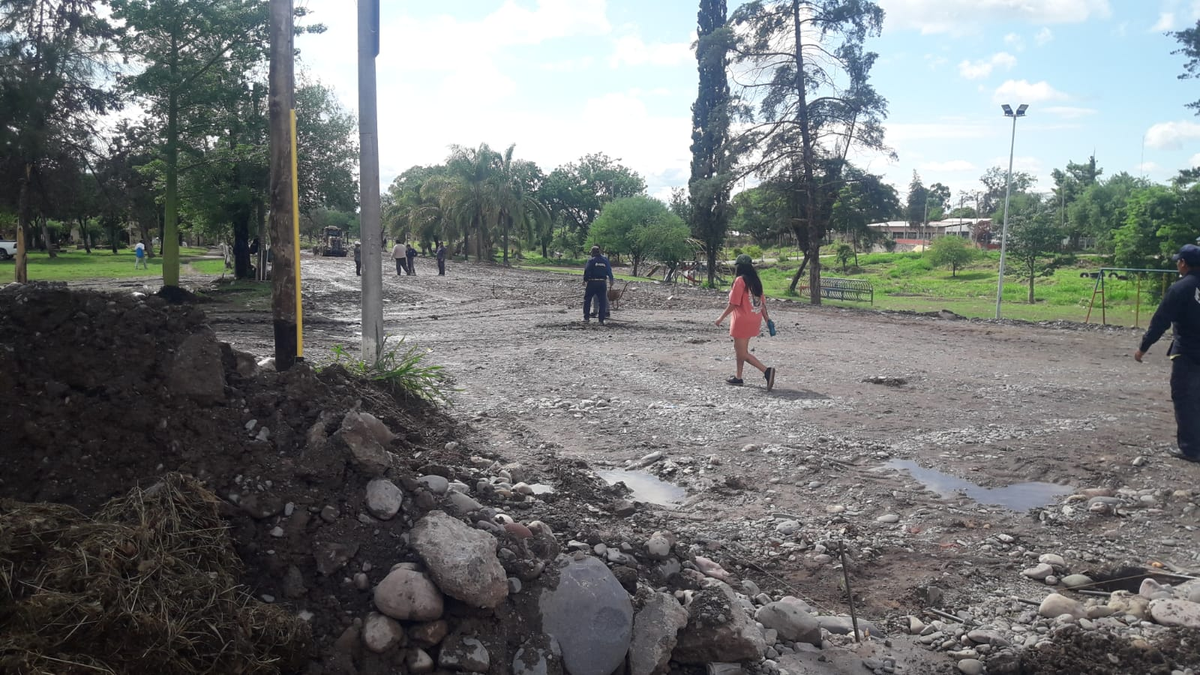 Vuelve a retrasarse la repavimentación de la calle África en Palpalá