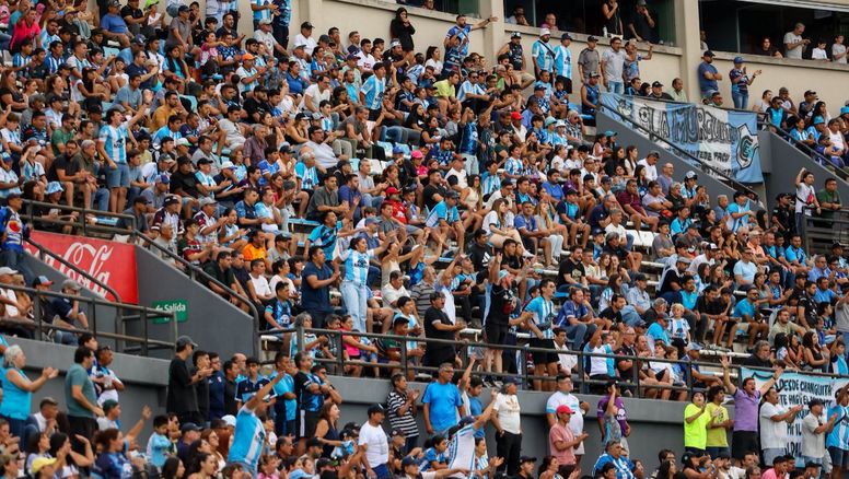 La hinchada albiceleste celebra su día recordando una jornada histórica La hinchada albiceleste celebra su día recordando una jornada histórica