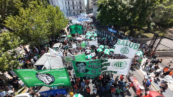 El Gobierno cerró la paritaria estatal: aumento trimestral de 6,6% y un bono por única vez