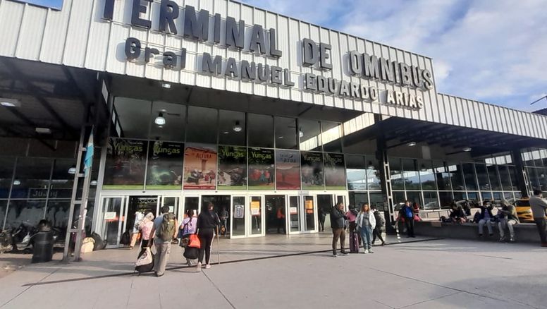 Colectivos especiales a Punta Corral: días, horarios y precios